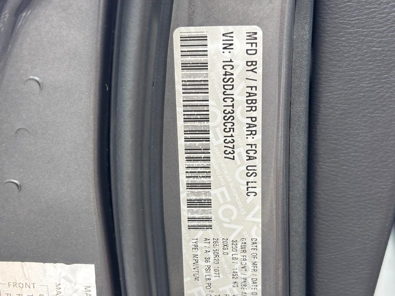 Dodge Durango Vehicle Full-screen Gallery Image 26