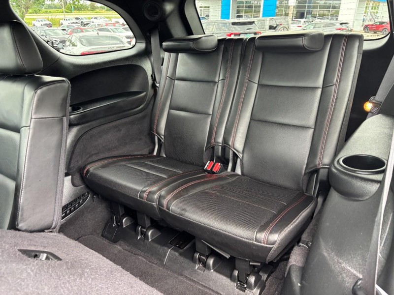 Dodge Durango Vehicle Full-screen Gallery Image 10