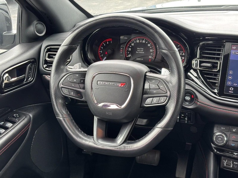 Dodge Durango Vehicle Full-screen Gallery Image 13