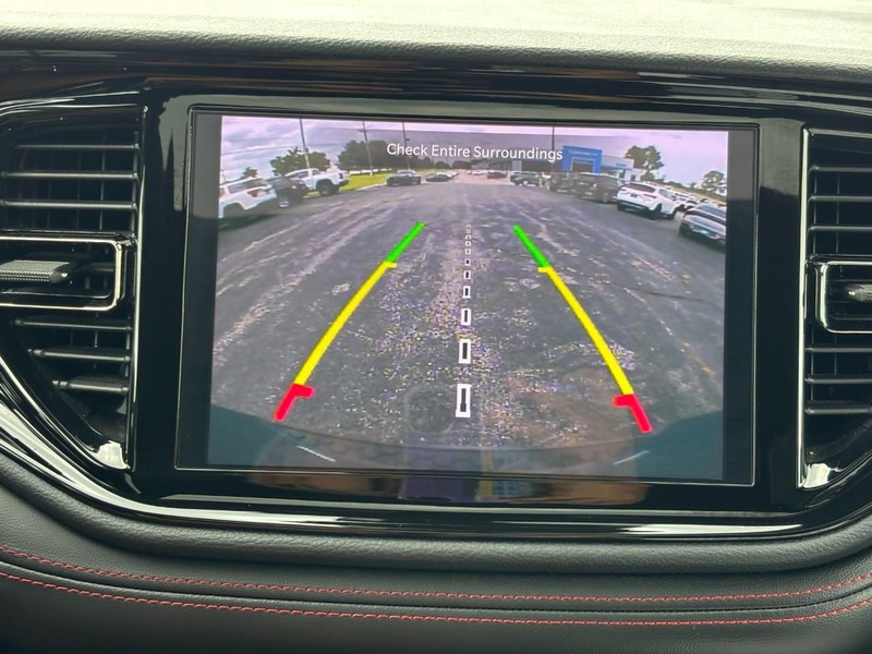 Dodge Durango Vehicle Full-screen Gallery Image 23