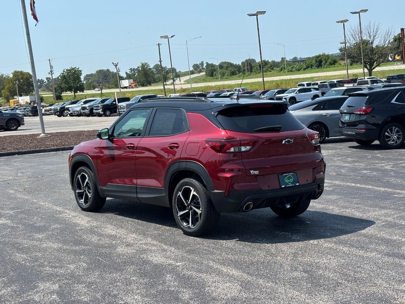 Chevrolet TrailBlazer Vehicle Full-screen Gallery Image 03