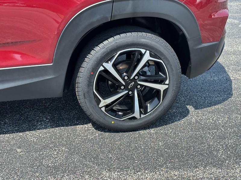 Chevrolet TrailBlazer Vehicle Full-screen Gallery Image 09
