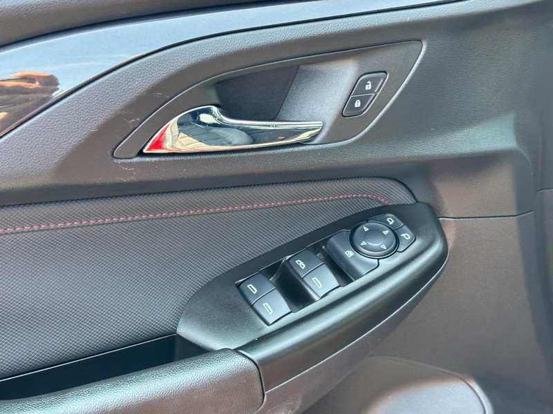 Chevrolet TrailBlazer Vehicle Full-screen Gallery Image 16