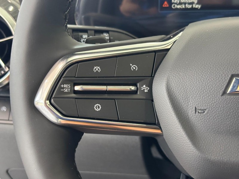 Chevrolet Equinox Vehicle Full-screen Gallery Image 12
