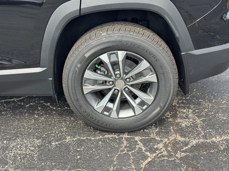 Chevrolet Equinox Vehicle Full-screen Gallery Image 4