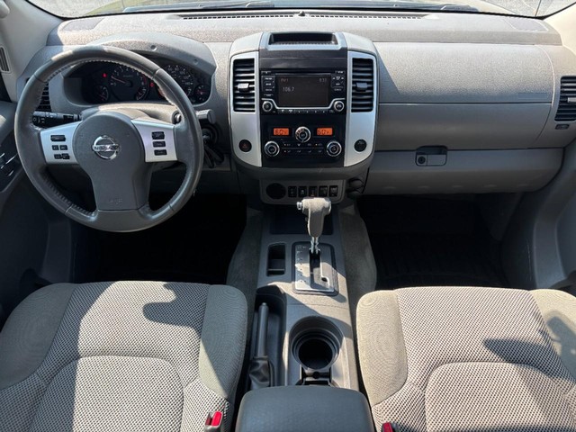 2016 Nissan Frontier SV - Photo 11