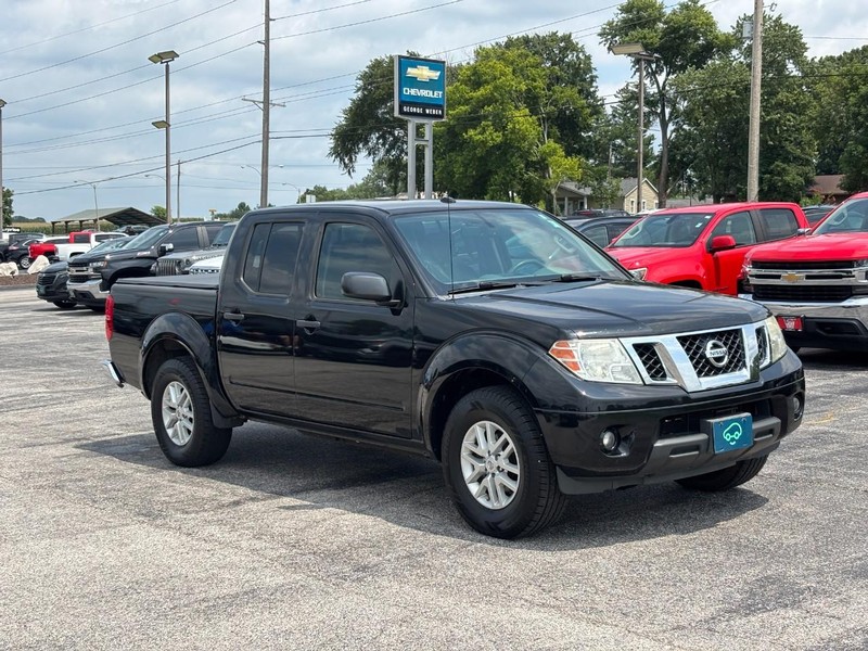 Nissan Frontier Vehicle Full-screen Gallery Image 7