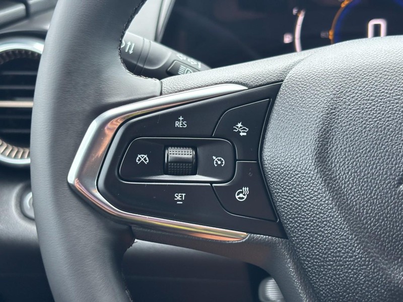 Chevrolet Trax Vehicle Full-screen Gallery Image 17