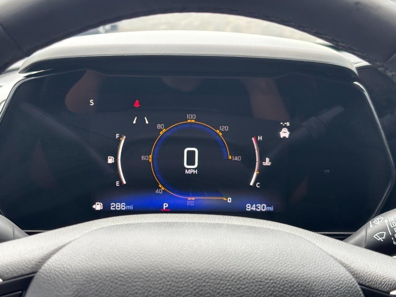 Chevrolet Trax Vehicle Full-screen Gallery Image 19