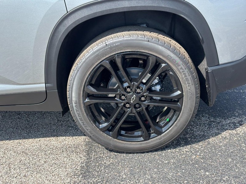 Chevrolet Traverse Vehicle Full-screen Gallery Image 4