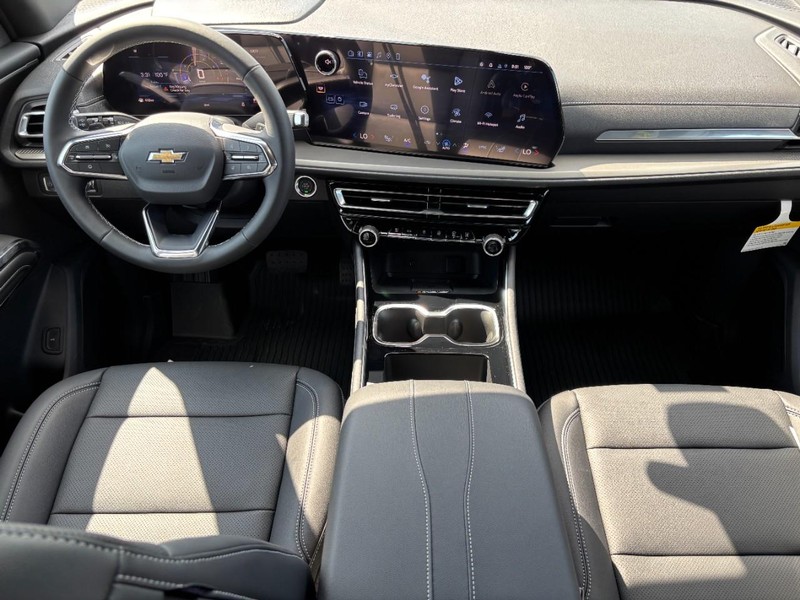 Chevrolet Traverse Vehicle Full-screen Gallery Image 7