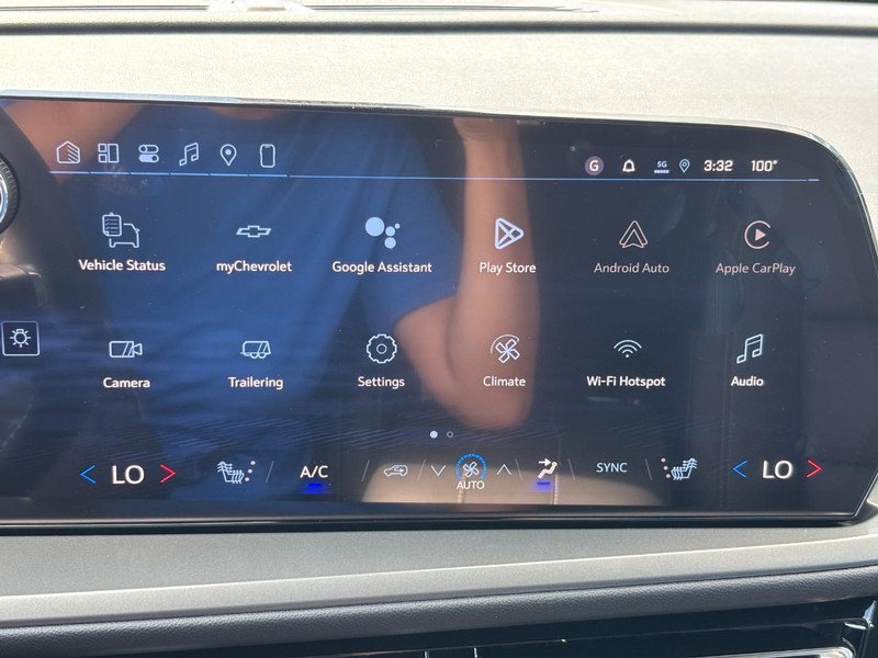 Chevrolet Traverse Vehicle Full-screen Gallery Image 16