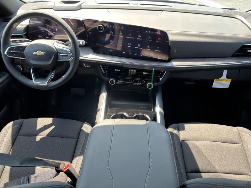 Chevrolet Tahoe Vehicle Full-screen Gallery Image 7