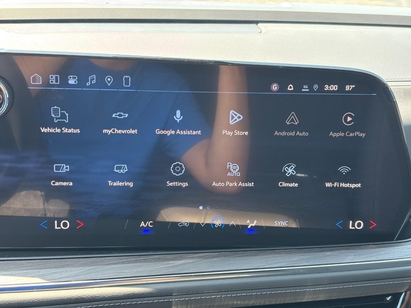 Chevrolet Tahoe Vehicle Full-screen Gallery Image 16