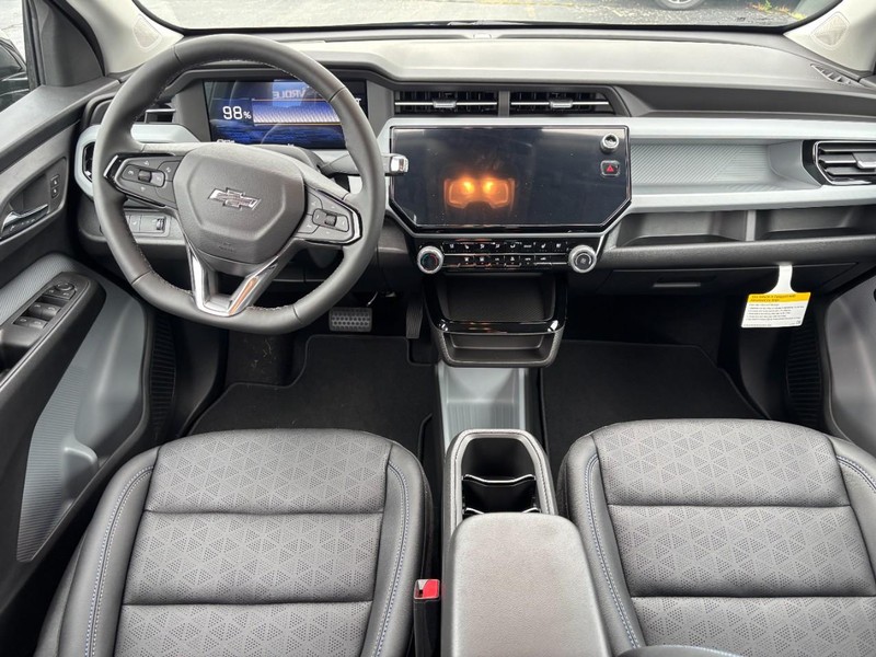 Chevrolet Bolt Vehicle Full-screen Gallery Image 6