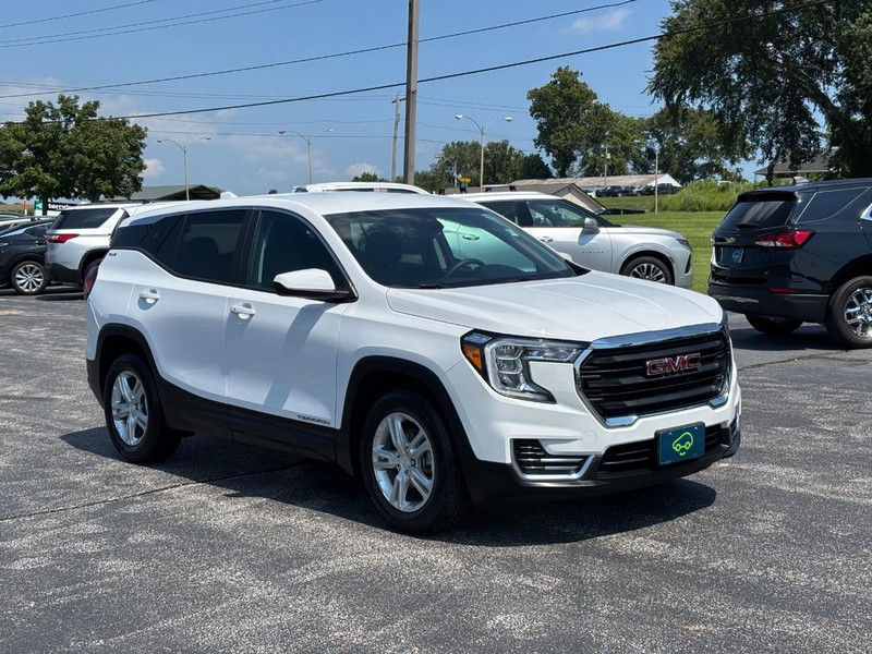GMC Terrain Vehicle Full-screen Gallery Image 7