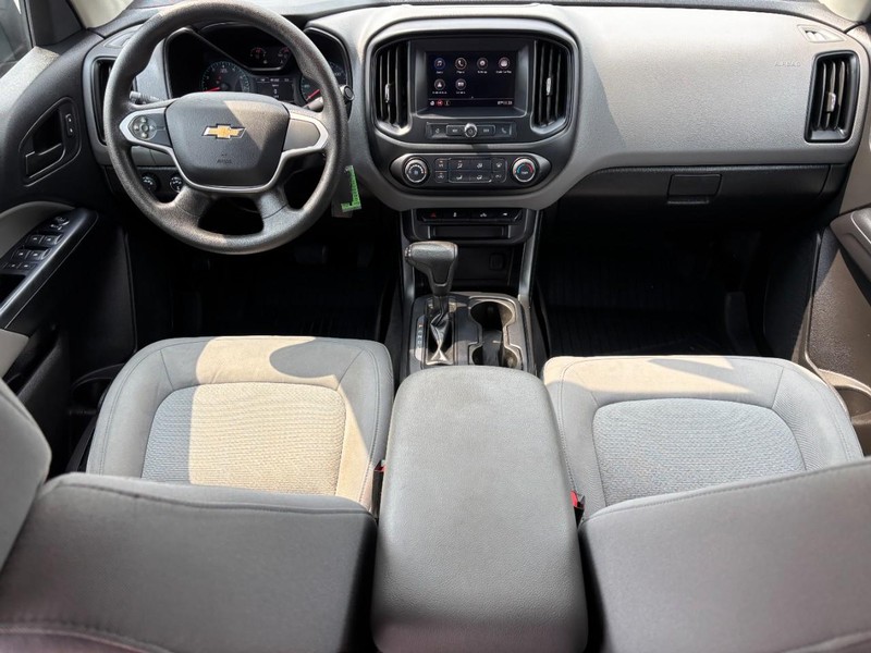 Chevrolet Colorado Vehicle Full-screen Gallery Image 10