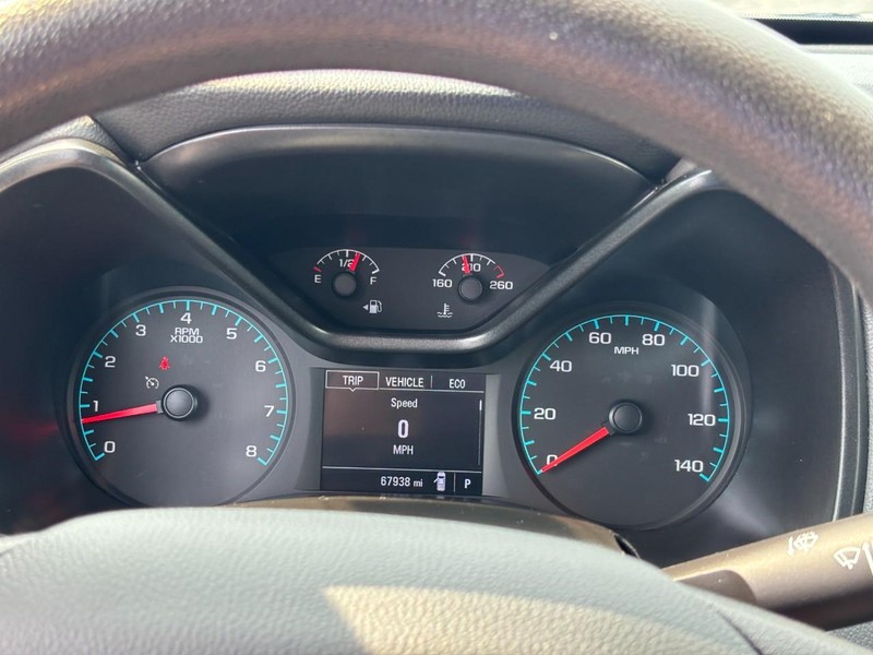 Chevrolet Colorado Vehicle Full-screen Gallery Image 17