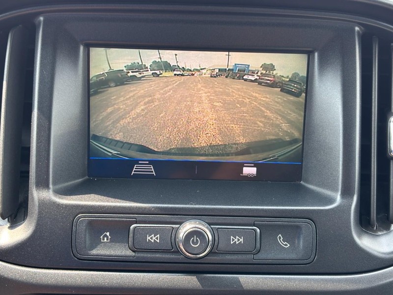 Chevrolet Colorado Vehicle Full-screen Gallery Image 19