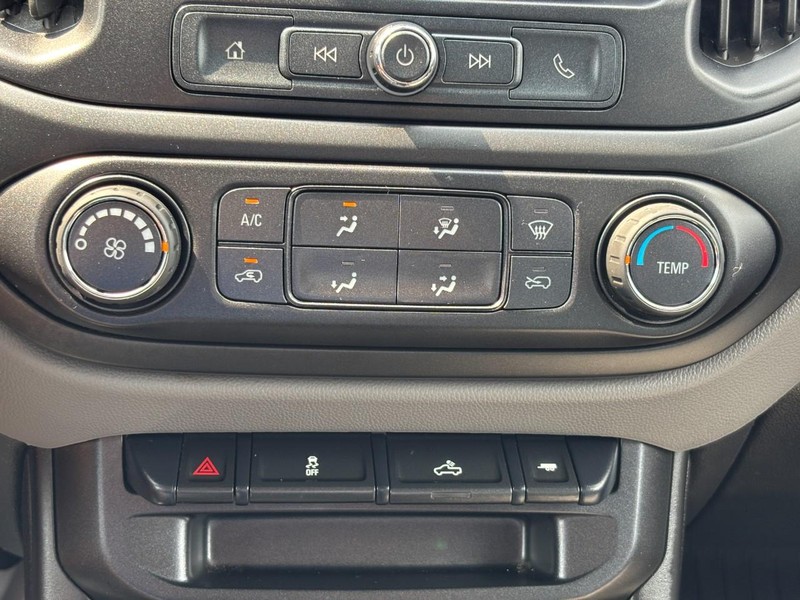 Chevrolet Colorado Vehicle Full-screen Gallery Image 20