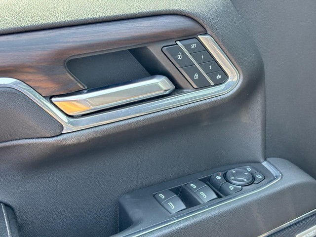 2024 GMC Sierra 1500 SLT - Photo 17