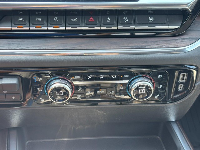 2024 GMC Sierra 1500 SLT - Photo 23