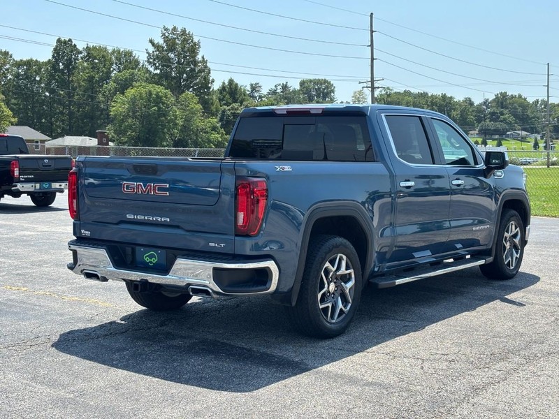 GMC Sierra 1500 Vehicle Full-screen Gallery Image 5
