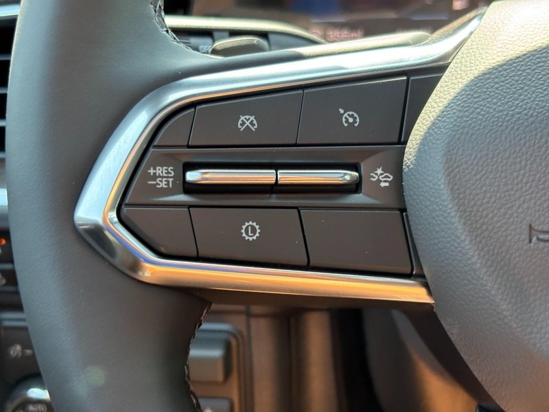Chevrolet Tahoe Vehicle Full-screen Gallery Image 13