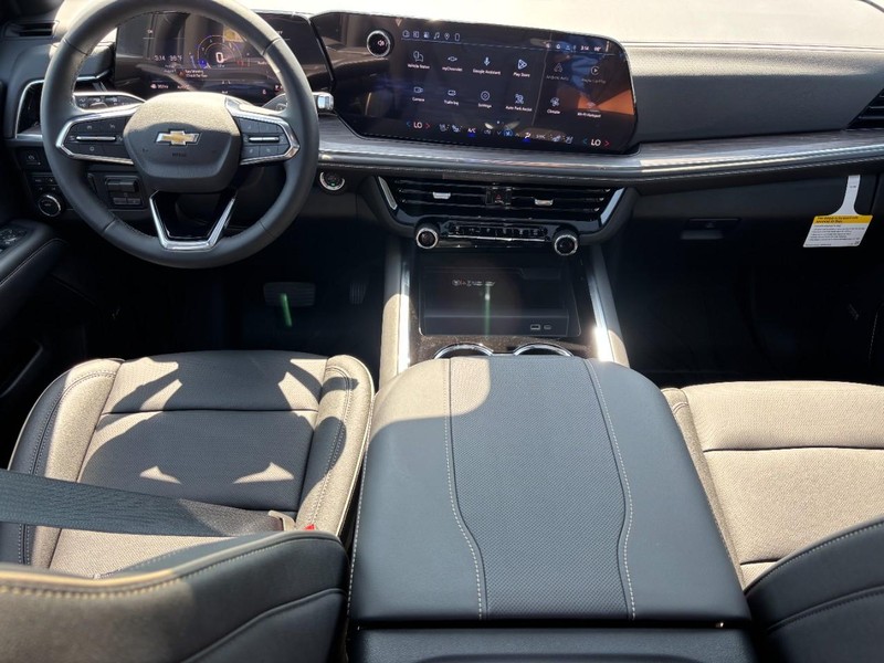 Chevrolet Tahoe Vehicle Full-screen Gallery Image 7