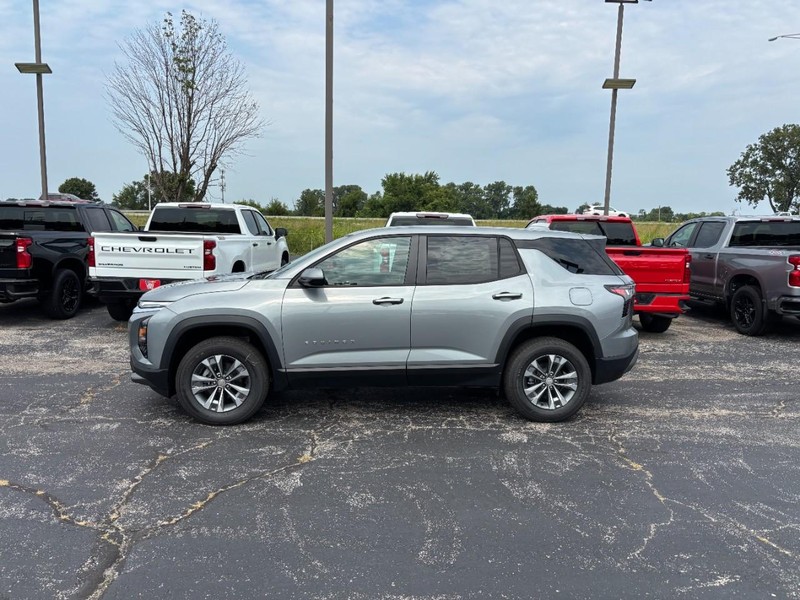 Chevrolet Equinox Vehicle Full-screen Gallery Image 2