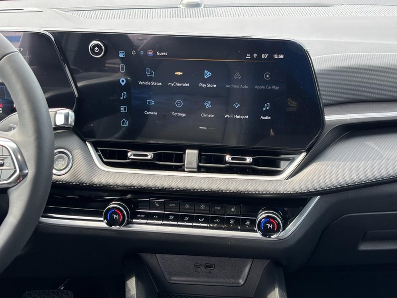 Chevrolet Equinox Vehicle Full-screen Gallery Image 8