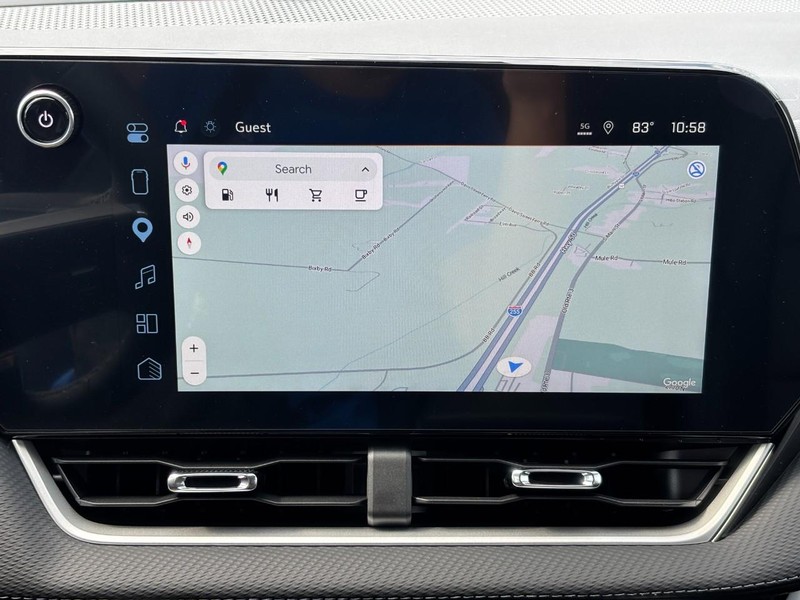 Chevrolet Equinox Vehicle Full-screen Gallery Image 16
