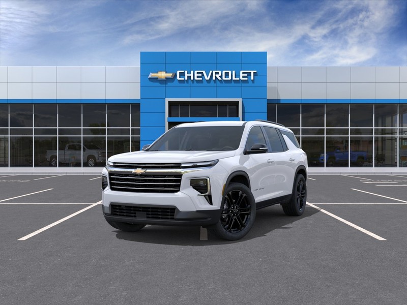 Chevrolet Traverse Vehicle Full-screen Gallery Image 8