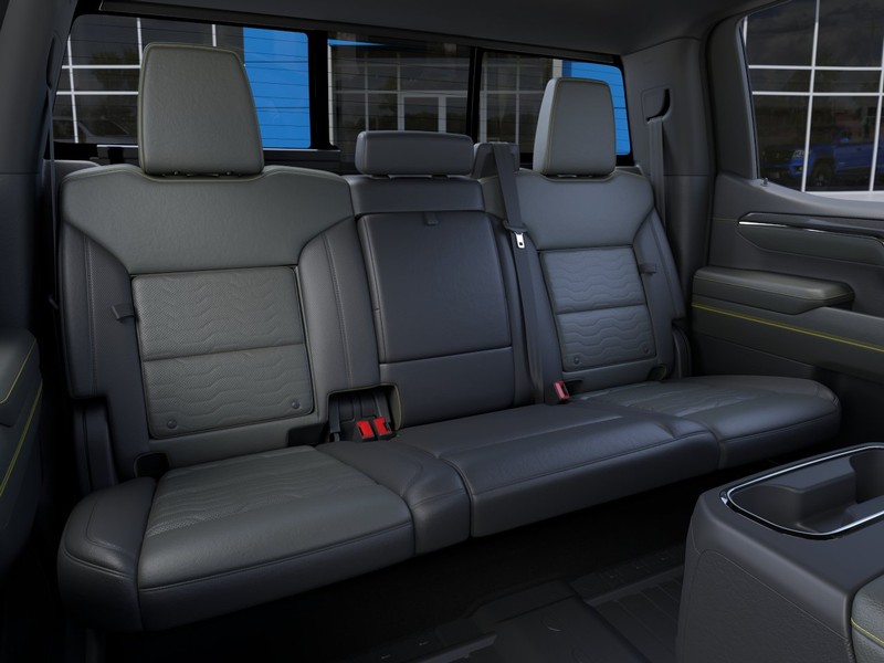 Chevrolet Silverado 1500 Vehicle Full-screen Gallery Image 17