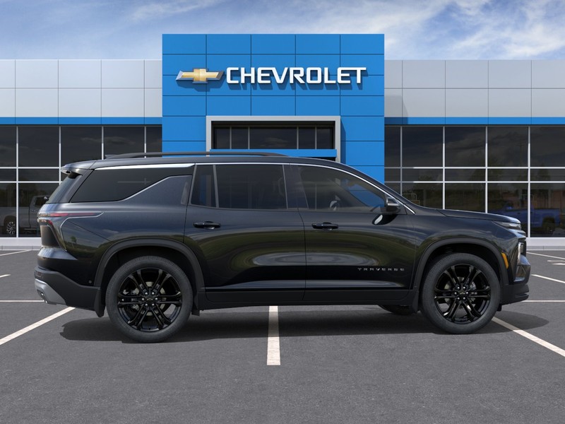 Chevrolet Traverse Vehicle Full-screen Gallery Image 5