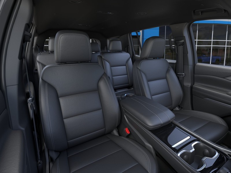 Chevrolet Traverse Vehicle Full-screen Gallery Image 16