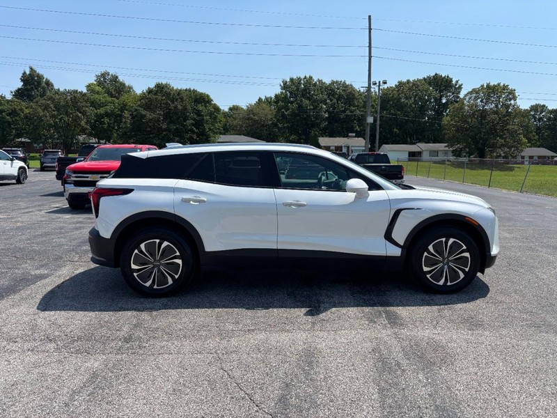 Chevrolet Blazer EV Vehicle Full-screen Gallery Image 06