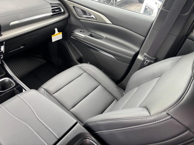 2026 Chevrolet Traverse LT - Photo 10