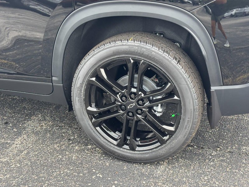 Chevrolet Traverse Vehicle Full-screen Gallery Image 4