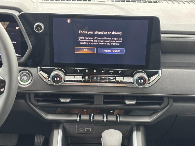 Chevrolet Colorado Vehicle Full-screen Gallery Image 8