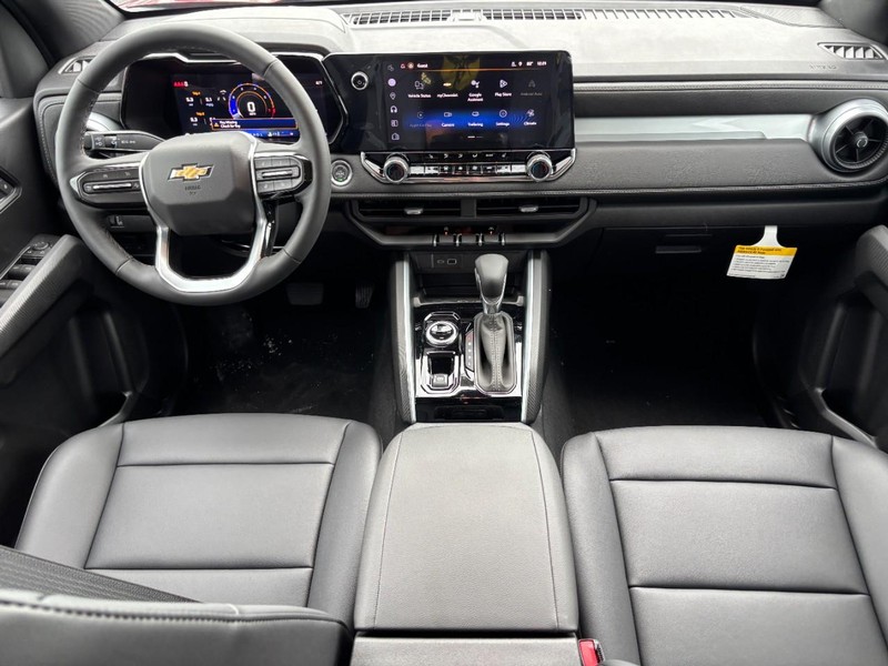 Chevrolet Colorado Vehicle Full-screen Gallery Image 6