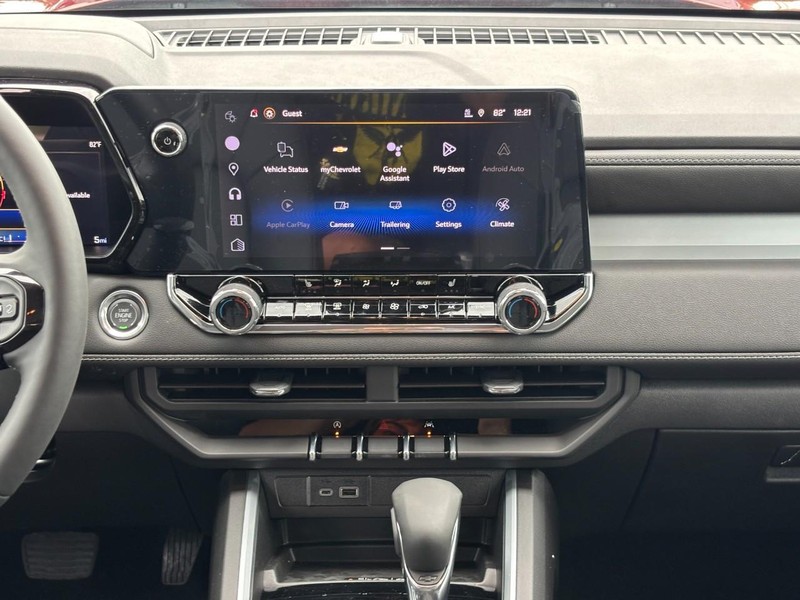 Chevrolet Colorado Vehicle Full-screen Gallery Image 8