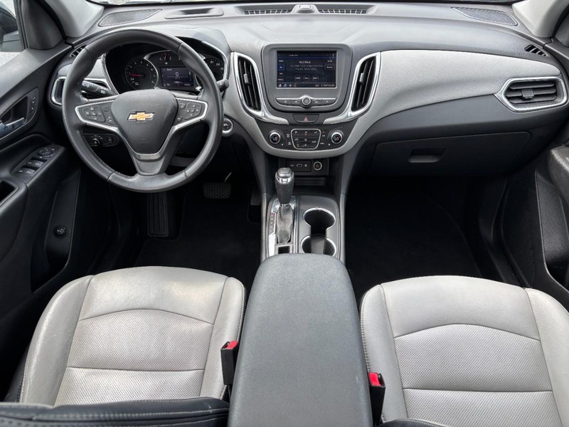 Chevrolet Equinox Vehicle Full-screen Gallery Image 11