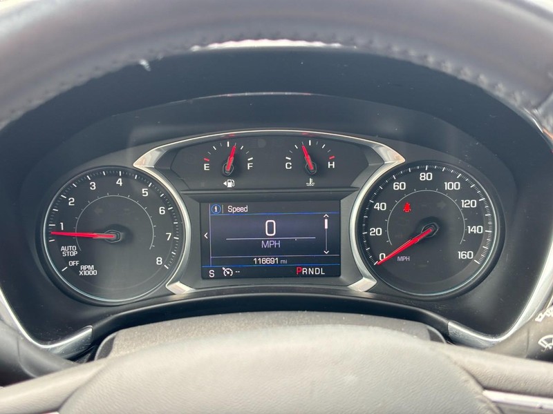 Chevrolet Equinox Vehicle Full-screen Gallery Image 19