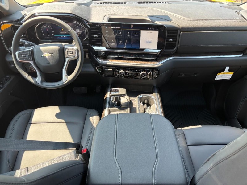 Chevrolet Silverado 1500 Vehicle Full-screen Gallery Image 6
