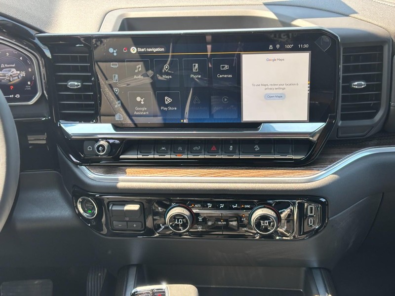 Chevrolet Silverado 1500 Vehicle Full-screen Gallery Image 8