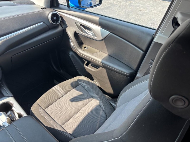 Chevrolet Blazer Vehicle Full-screen Gallery Image 14