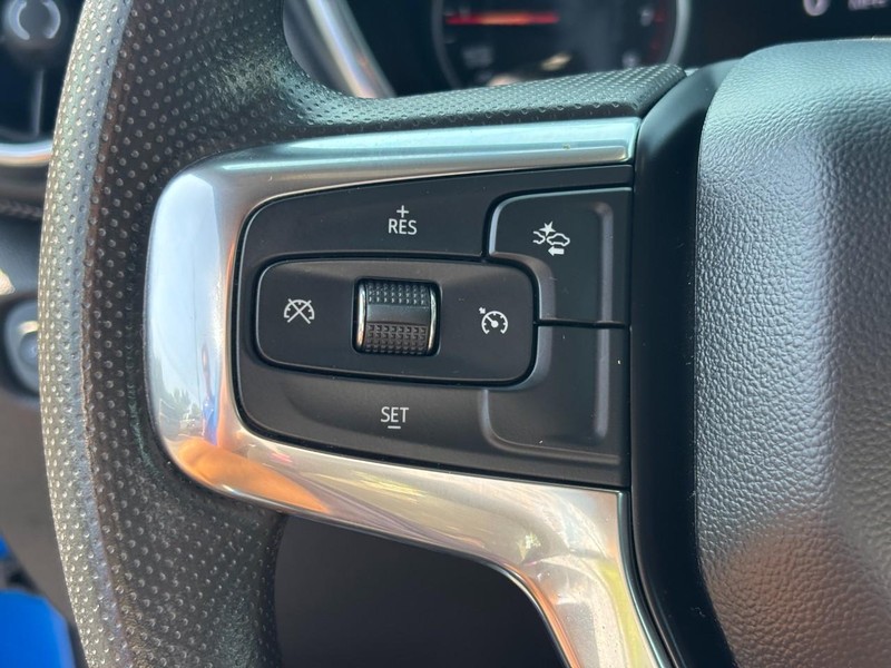 Chevrolet Blazer Vehicle Full-screen Gallery Image 17