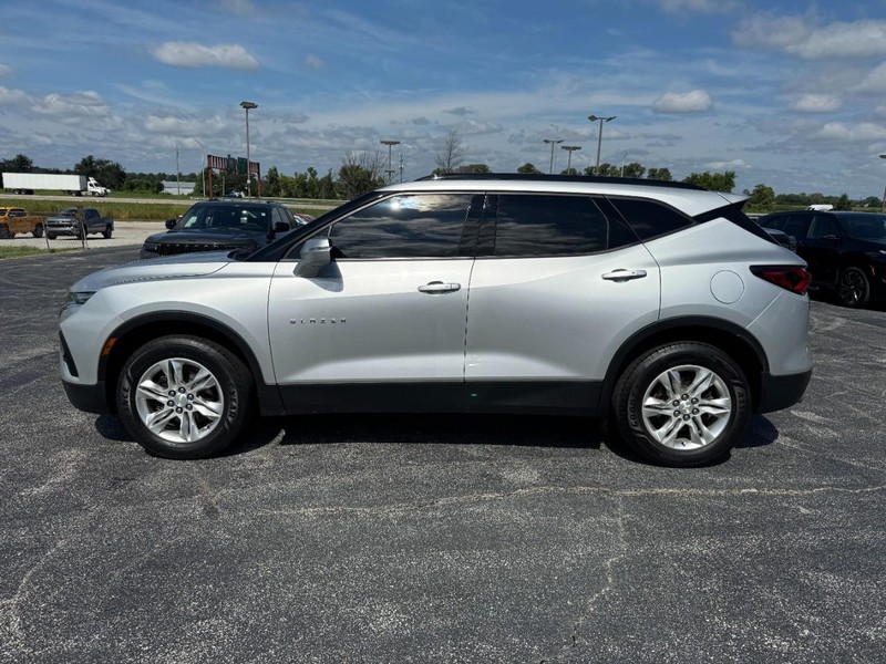 Chevrolet Blazer Vehicle Full-screen Gallery Image 02
