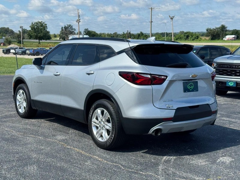 Chevrolet Blazer Vehicle Full-screen Gallery Image 03